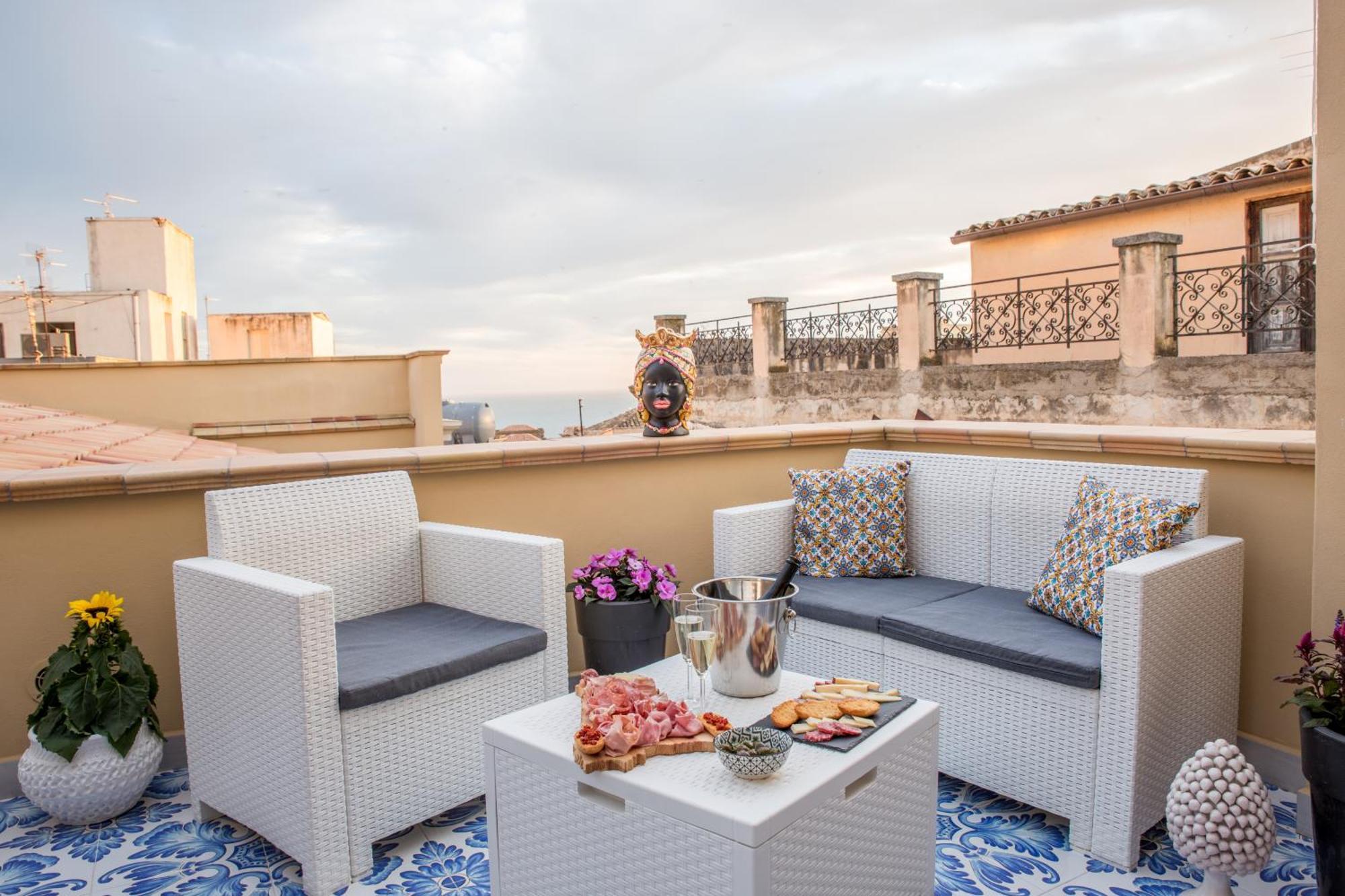 Keramos Luxury Rooms Sciacca Eksteriør billede